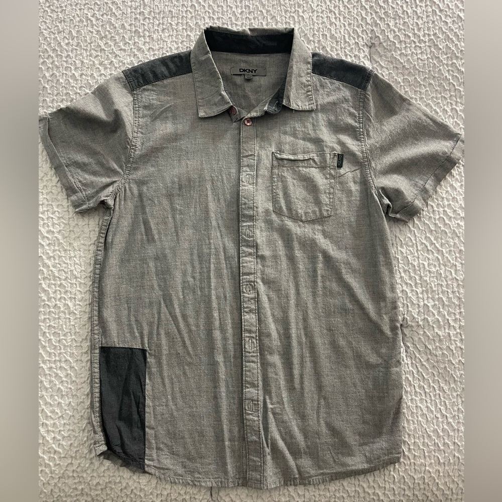 Shirt for boys. Size 14/16. Used like new.